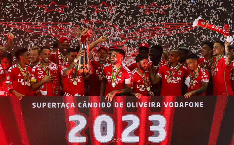 则依旧处在 则依旧处在